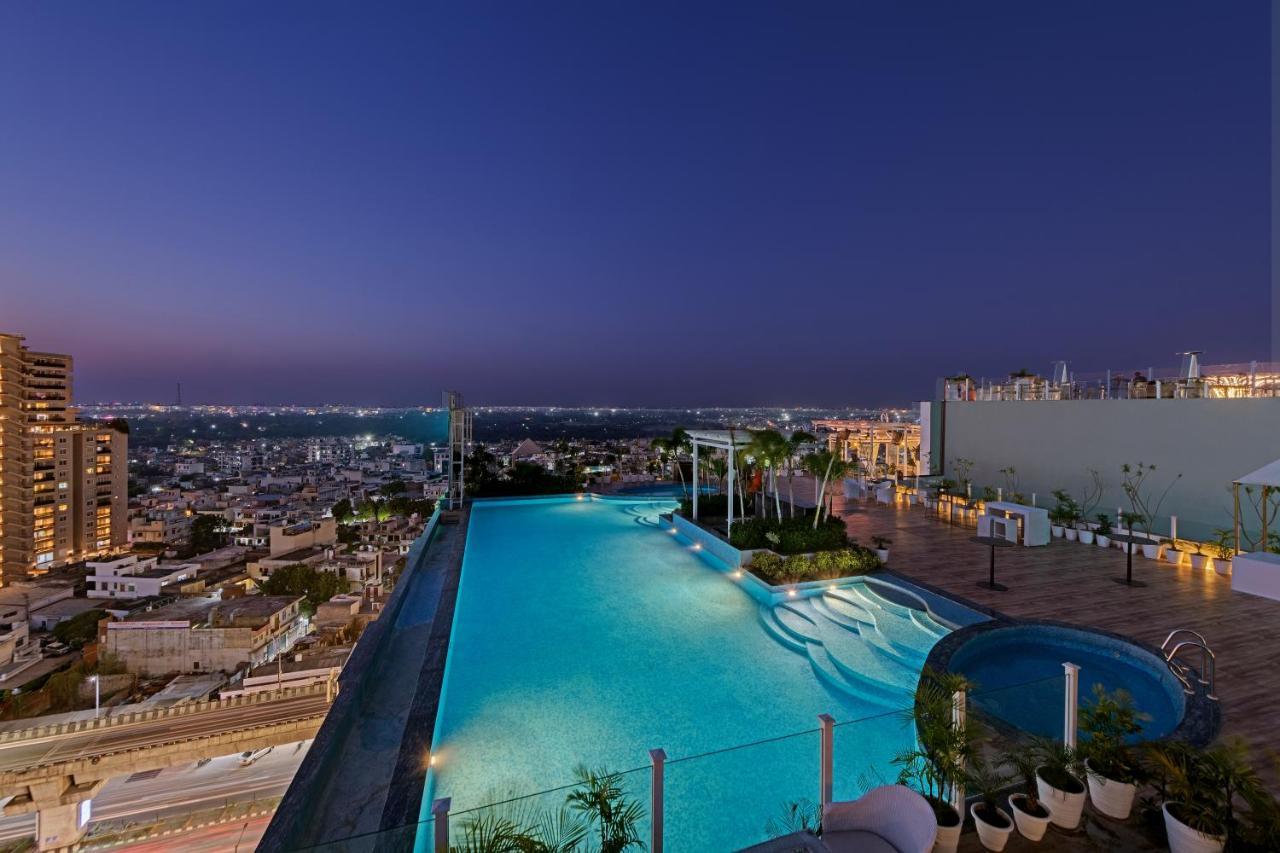 The Fern Habitat, Jaipur Hotell Exteriör bild